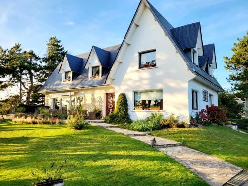 Chambres d'Hotes "Les Pins" Hotel in Hauts-de-France