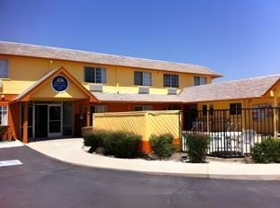 Americas Best Value Inn Dunnigan Motel in California