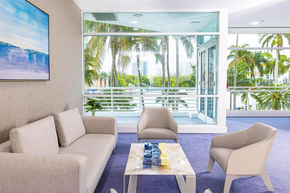 GALLERYone - a DoubleTree Suites by Hilton Hotel in Fort Lauderdale