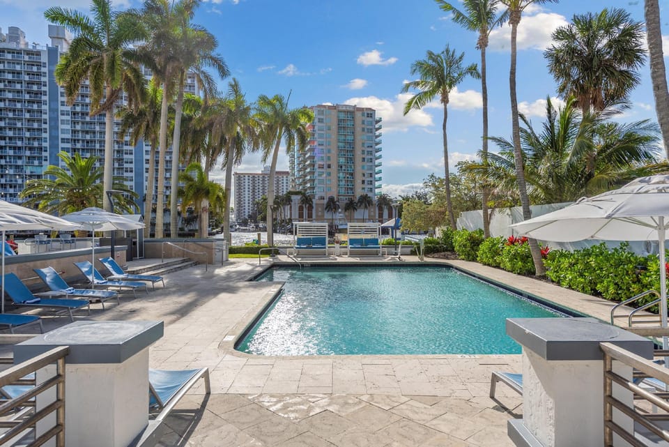 GALLERYone - a DoubleTree Suites by Hilton Hotel in Fort Lauderdale
