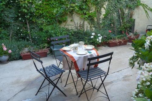 Porte de Paris Hotel in Chatou