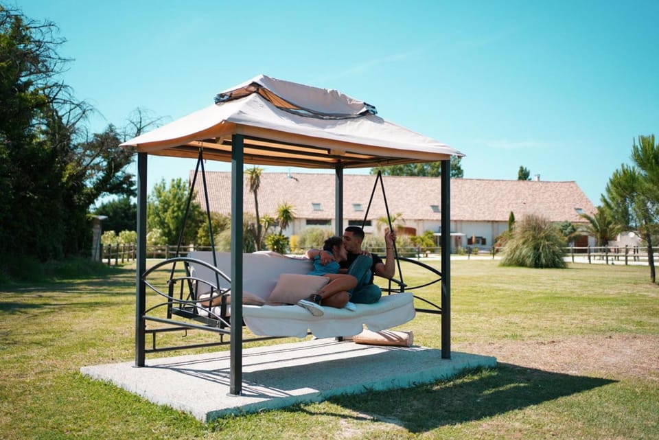 Abri Cosy - Suite Romantique en Camargue Hotel in Arles