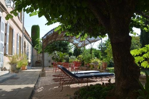 Les Passiflores Hotel in Grasse