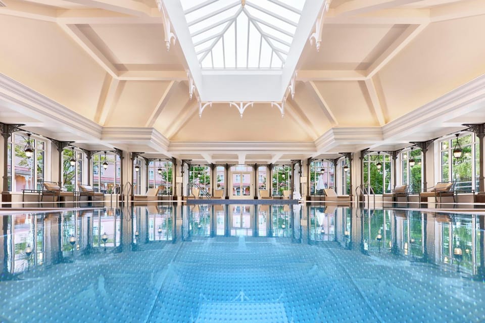 Disneyland® Hotel Hotel in Chessy