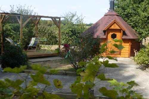 Abrikota Hotel in Normandy