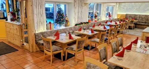 Gasthaus - Pension Karntnerhof Inn in Villach