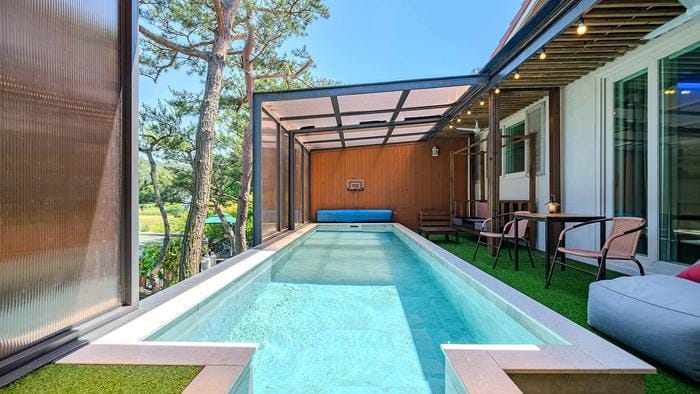 Yeongheungdo Sopungjae Pool Villa Hotel in Incheon