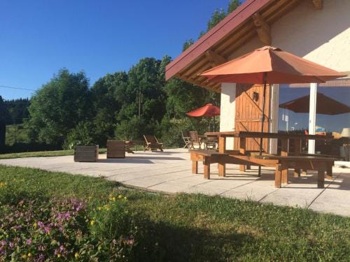 Au Charnet Hotel in Canton of Vaud