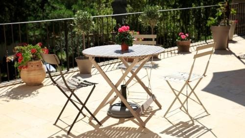 Mas d'Auzieres Hotel in Arles