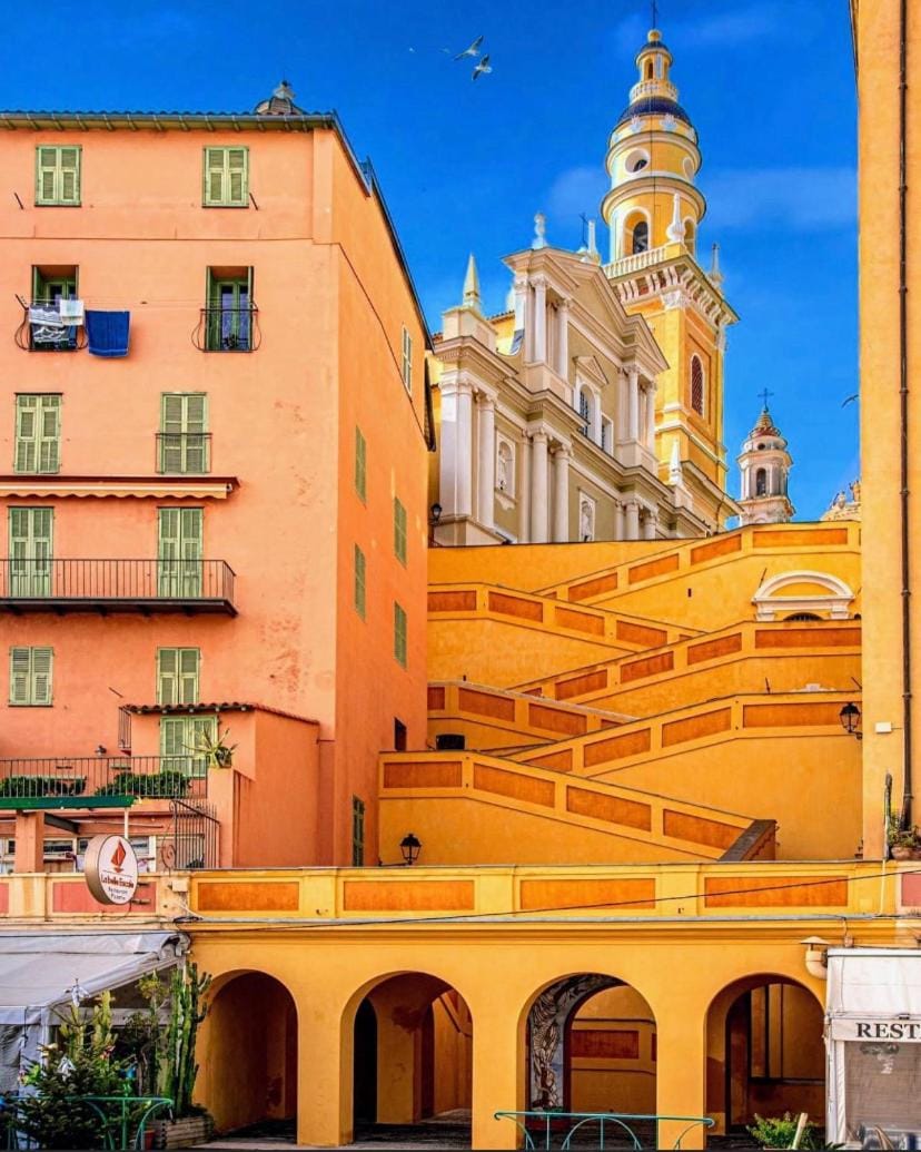 Studio La Pietonne-plage-clim Hotel in Menton