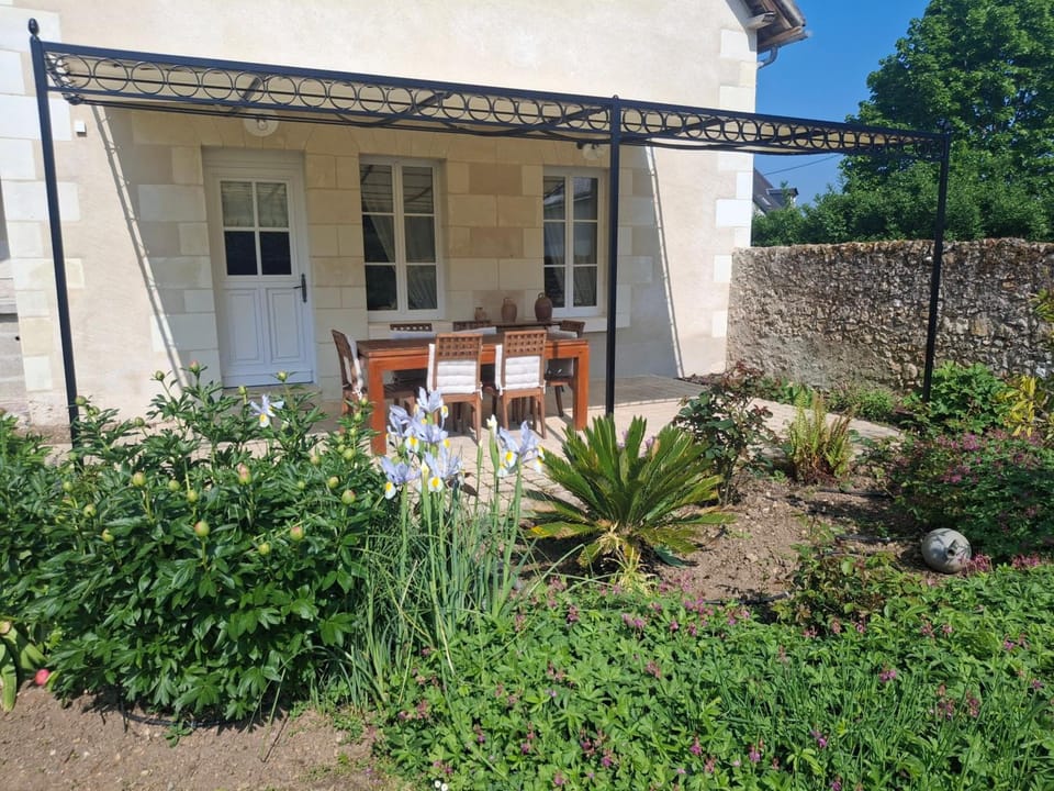 Les Jarrieres Hotel in Centre-Val de Loire