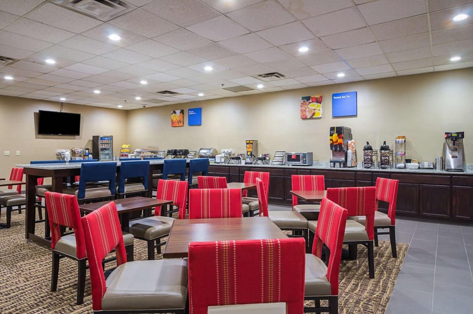 Comfort Inn Cleveland Downtown Hotel in Cleveland Heights