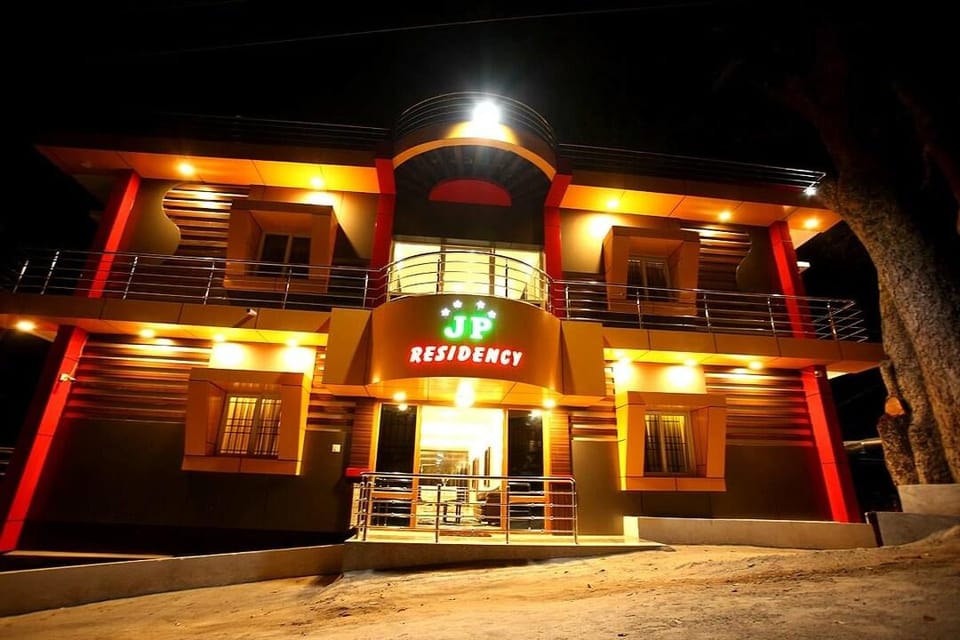 Mountan Majesty Hotel in Tamil Nadu