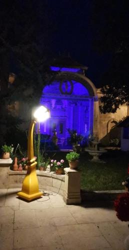 Le Cedre Bleu Hotel in Bourges