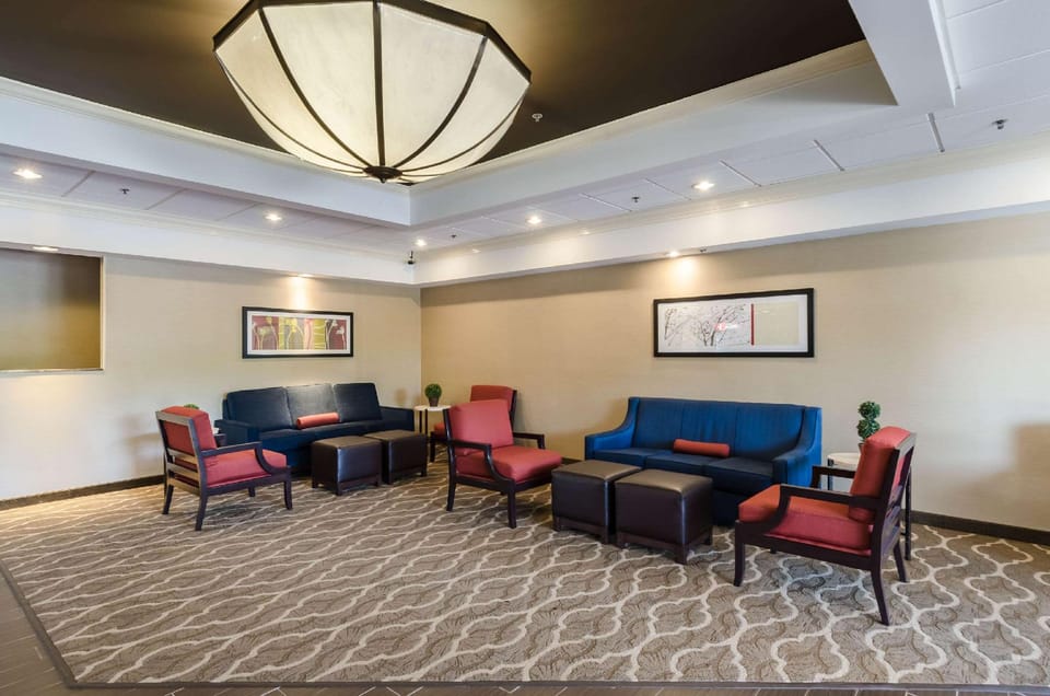 Comfort Inn Randolph - Boston Hotel in Milton