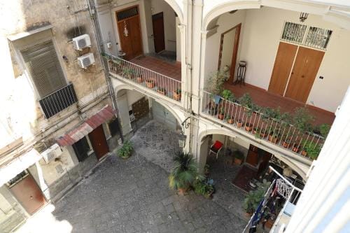 Partenope's Rooms Hotel in Naples