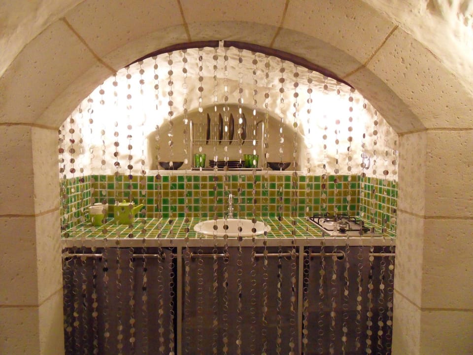 Troglodelice Hotel in Centre-Val de Loire