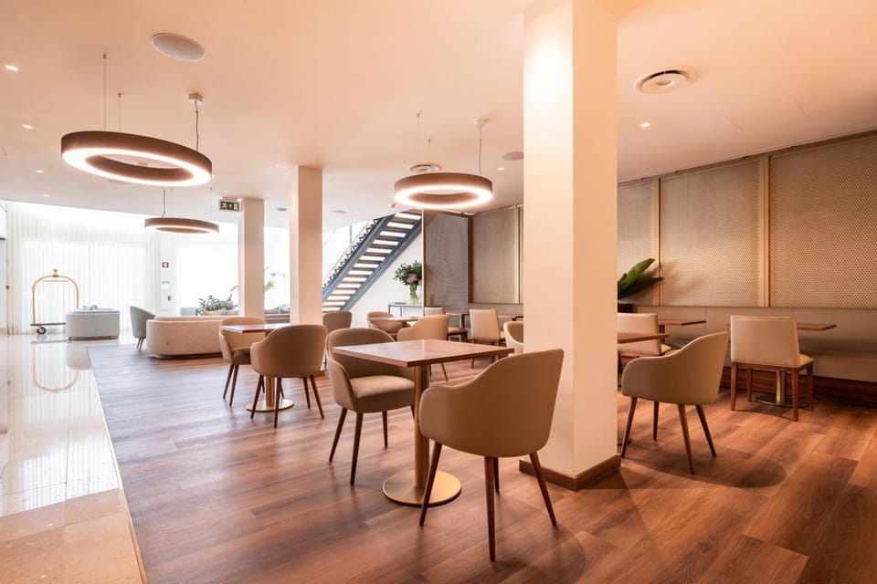 Bar/lounge
