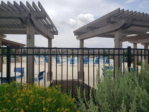 Private Cozy Rooms and Bathroom in Home near Seaworld Riverwalk and AFB Hotel in San Antonio