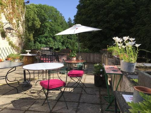 Chateau de Saint-Agoulin Hotel in Auvergne-Rhône-Alpes