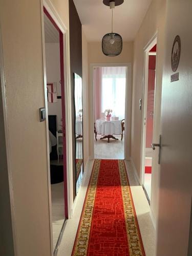 Les Grillettes Hotel in Ploërmel