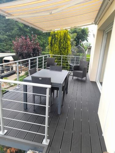 Les Grillettes Hotel in Ploërmel