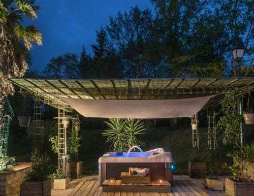 Les Aulnaies - B&B Hotel in Centre-Val de Loire