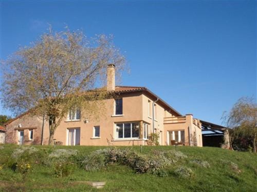 chambres d'hotes de la colline Hotel in Bourgogne-Franche-Comté