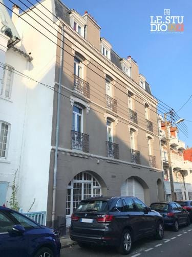 Le Studio 12 Hotel in Hauts-de-France