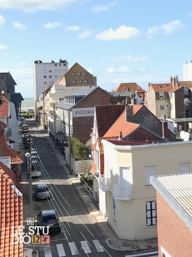 Le Studio 12 Hotel in Hauts-de-France