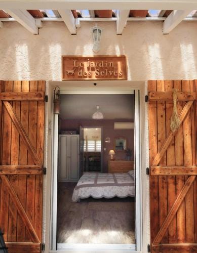 Le Jardin des Selves Hotel in Lorgues