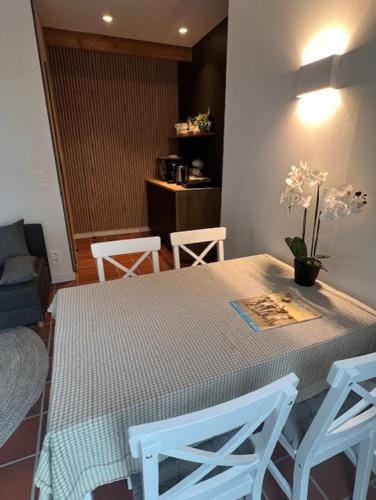 Casa Terra - Landelijk gastenverblijf met jacuzzi en IR-sauna Hotel in Koksijde