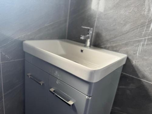 M12 Levenshulme luxury Guesthouse Newly Renovated Hotel in Manchester