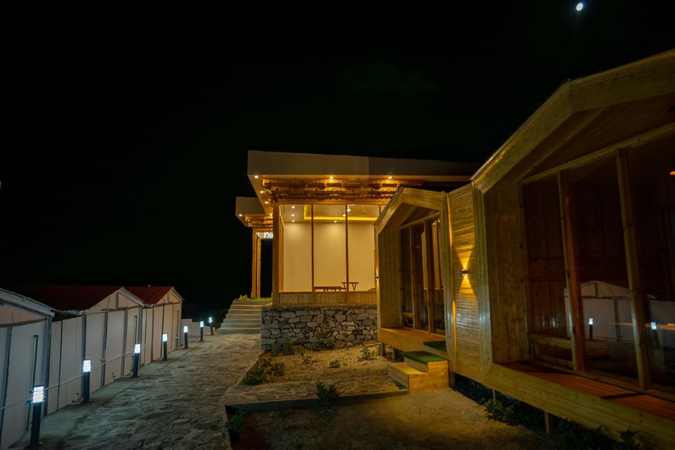 De Reeva Resort Pangong Hotel in India