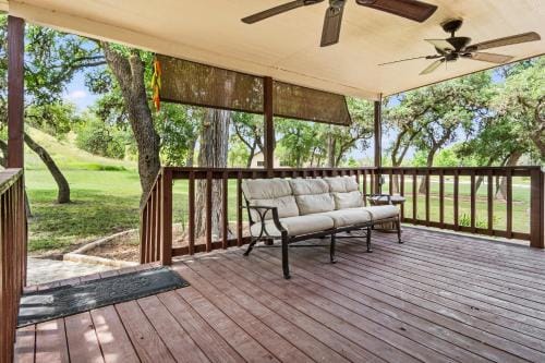 Josietta's Hill Country Hideaway Hotel in Center Point
