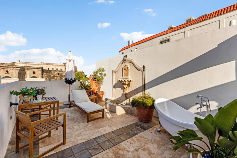 Casa Lucienne Hotel in San Juan