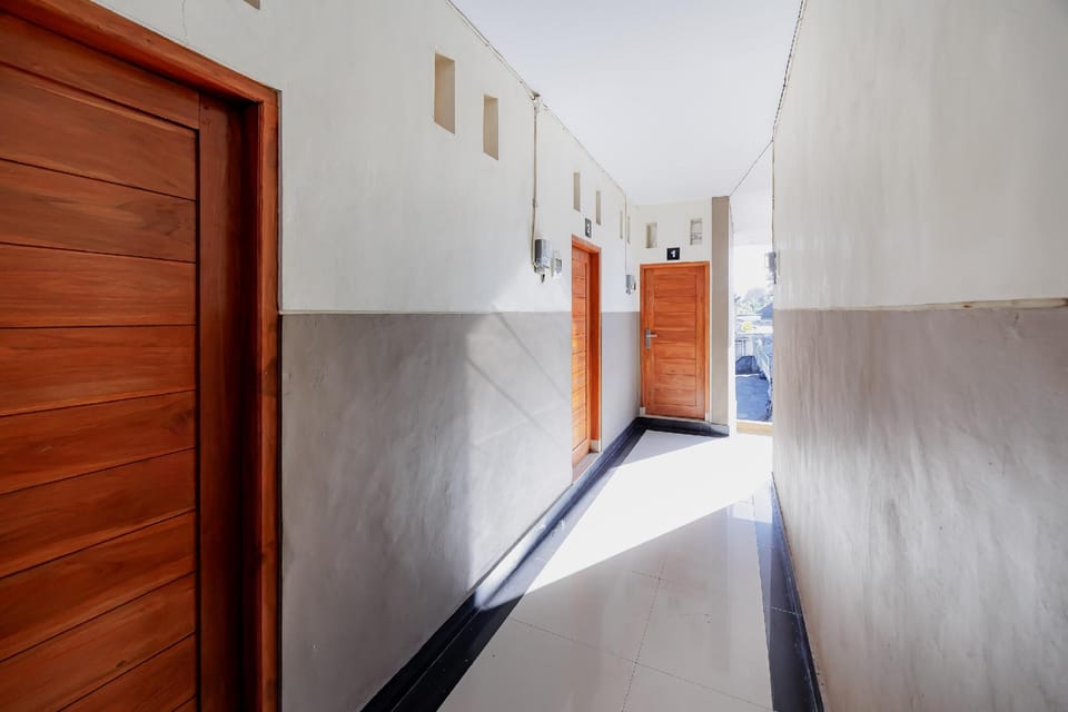 Soka Asri Guest House near Bali Zoo RedPartner Hotel in Abiansemal