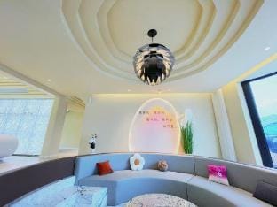 Lakeview Dreamhouse · Taihu Xishan Hotel in Suzhou