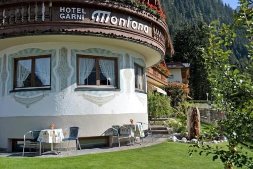 Montana Apartments Hotel in Mayrhofen