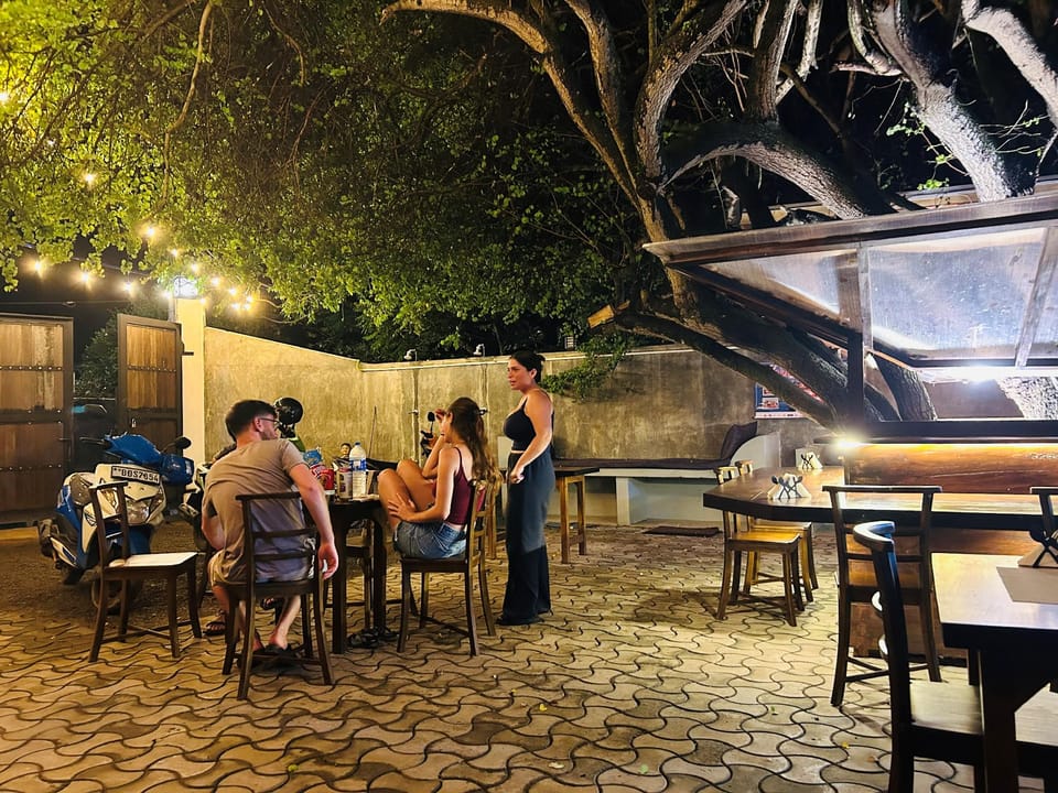 Mich's Surf Villa & Hostel Hotel in Southern Province