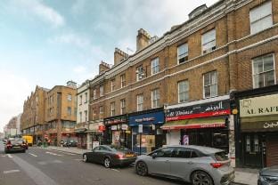 Charming & Spacious 3BR 2BR House in Paddington! Hotel in City of Westminster