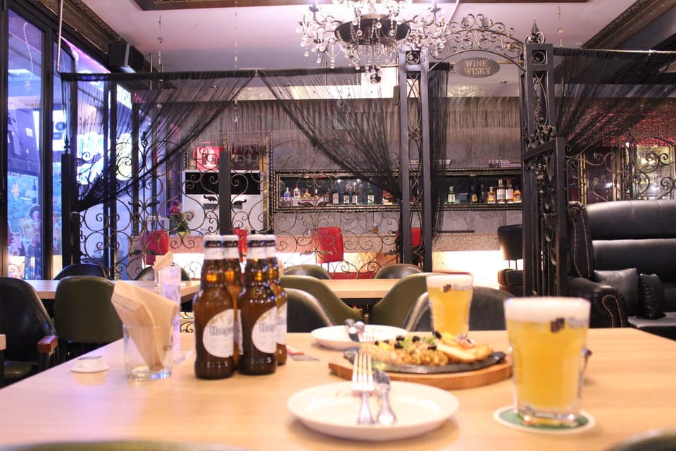 Bar/lounge