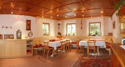 Haus Kohlberghof Hotel in Tyrol