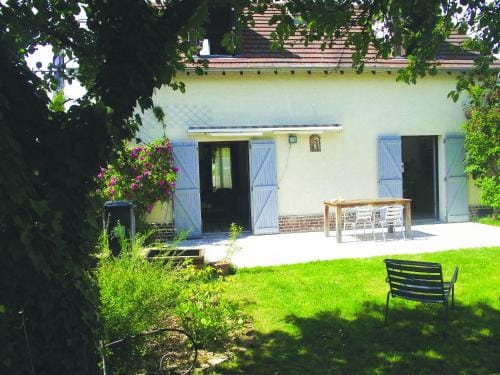 Chambre en ville dans un esprit campagne Hotel in Troyes