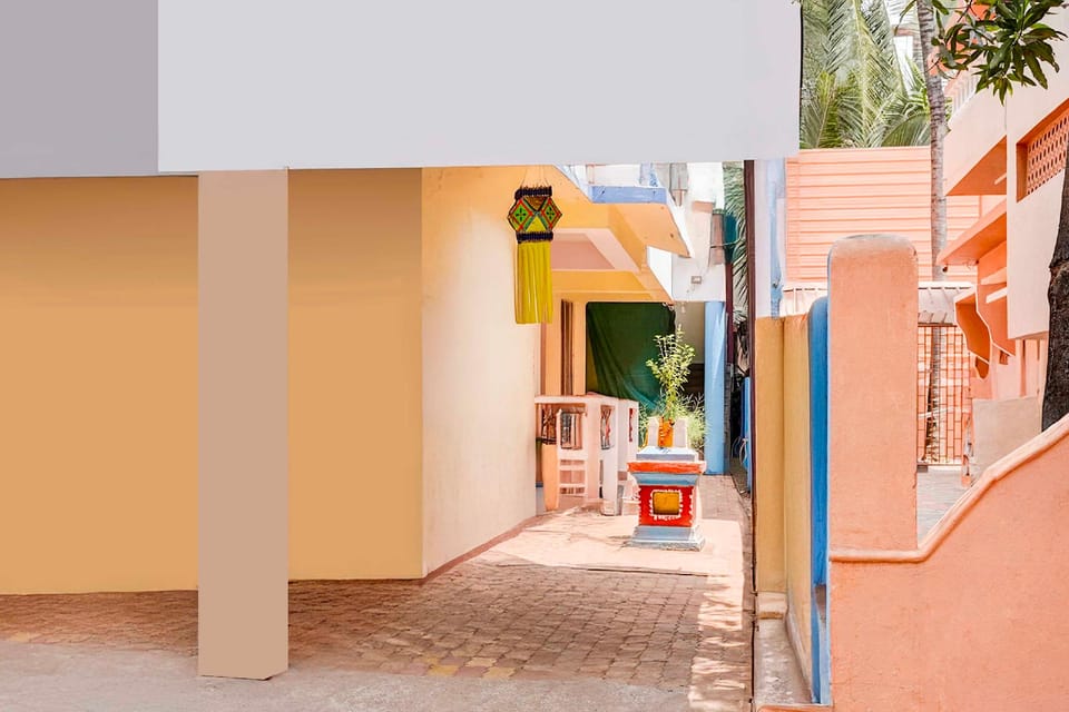 Collection O North Candolim Beach Hotel in Calangute