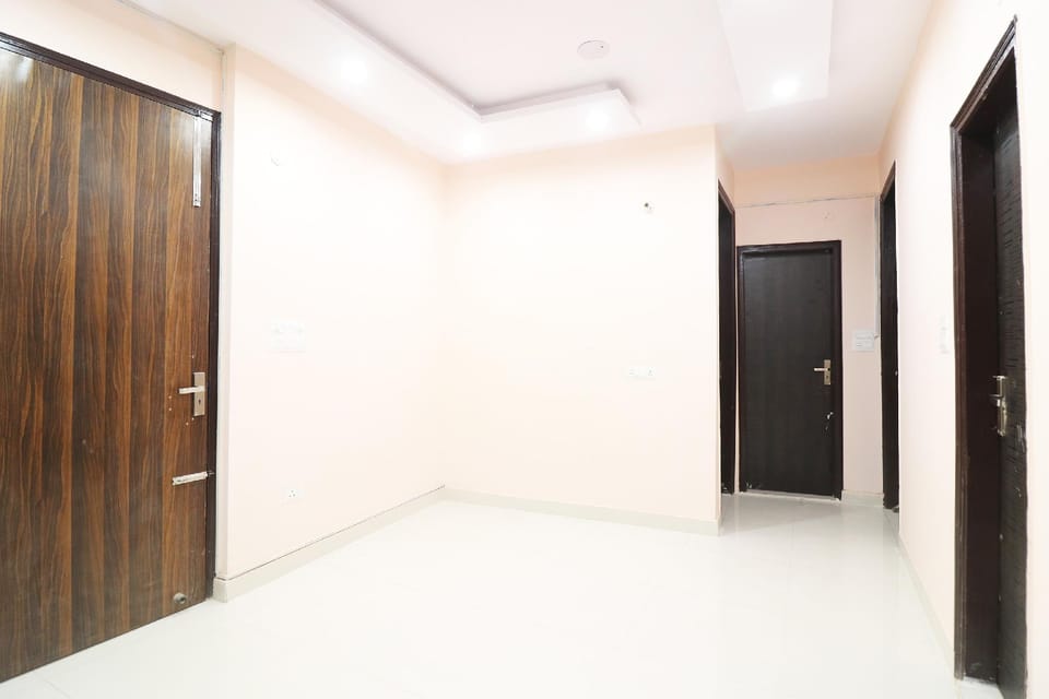 Hotel O AMANTRA RESIDENCY Hotel in Delhi