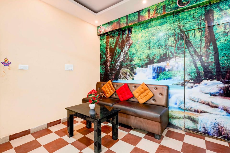 Collection O Omkareshwara Temple Indore Hotel in Bengaluru