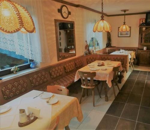 Pension Katharina Fruhstuck ab 5 Uhr fruh Hotel in Carinthia, Austria