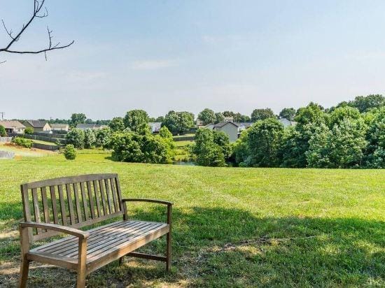 Spacious Suite with Fireplace and Scenic Views - Elegant Retreat Hotel in Clarksville