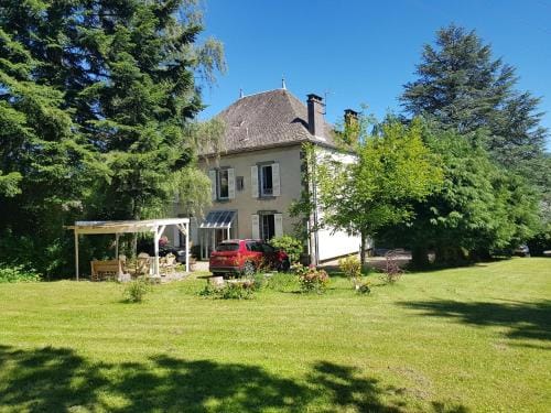 Domaine les Pradets Hotel in Auvergne-Rhône-Alpes